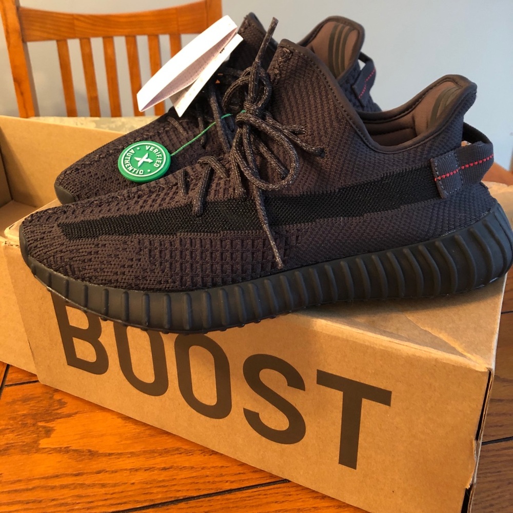 Yeezy Boost 350 V2 ‘Black Non Reflective’